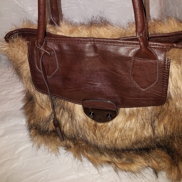 Oversized Handbag - Picture 4 of 6